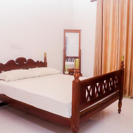 City Beach Apartment Bentota Exterior photo