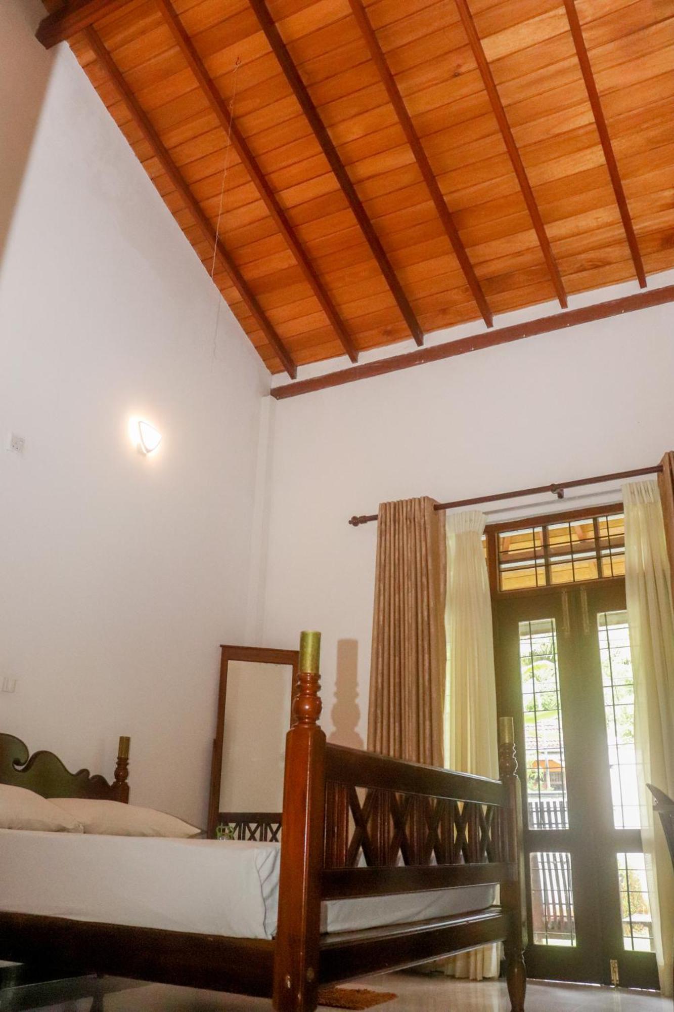 City Beach Apartment Bentota Exterior photo